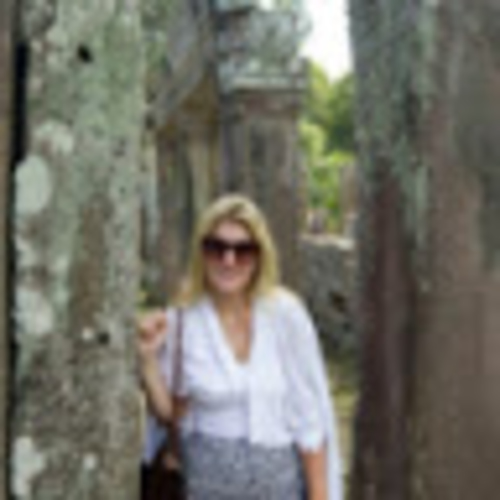 Meet your Posher, Ally